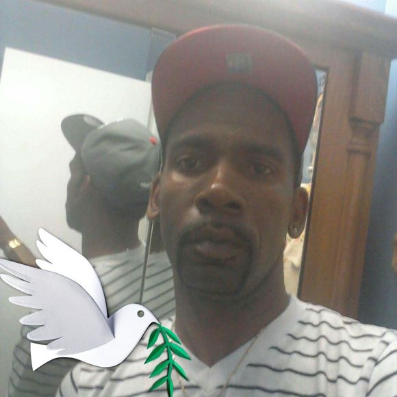 Meet your Posher, Raymond - Picture 1 of 1